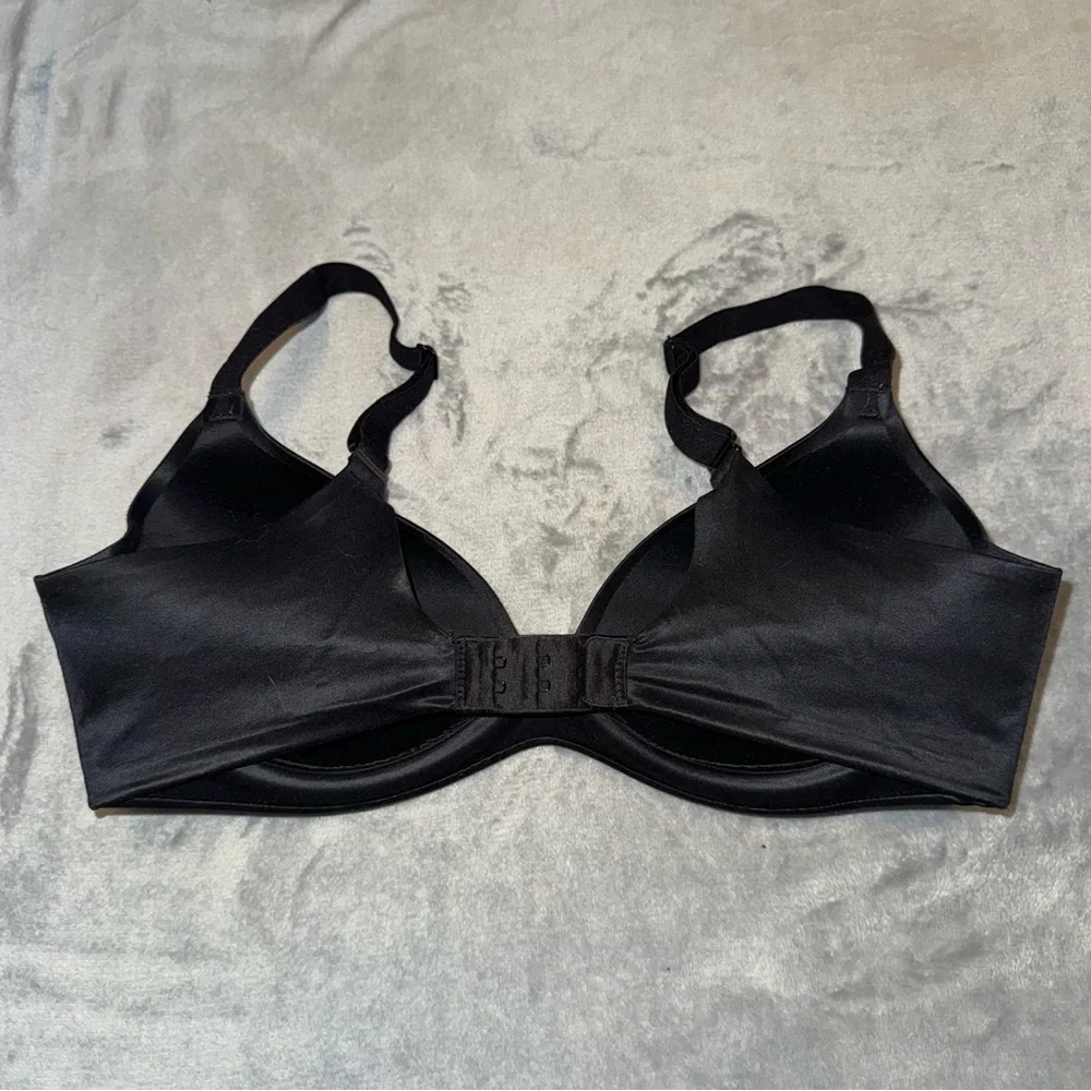 Victoria’s Secret Lined Semi Demi Black Bra 34C